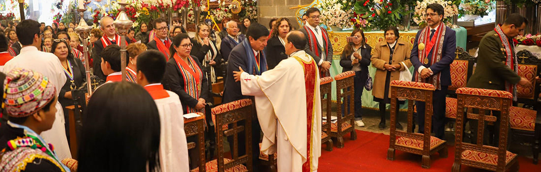 Santa Misa TeDeum por el Día del Cusco se llevó a cabo en la Basílica Catedral del Cusco